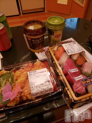 新潟デリヘル 奥様特急 新潟店(オクサマトッキュウニイガタテン) ゆかり(29)の12月30日写メブログ「ティファニー」