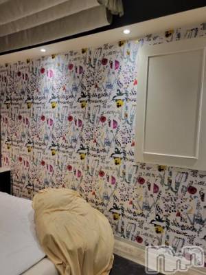 新潟デリヘル 奥様特急 新潟店(オクサマトッキュウニイガタテン) ゆかり(29)の10月18日写メブログ「私の部屋101号室のお兄さま」