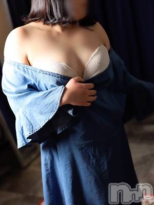 【B】小林しずく(26) 身長160cm、スリーサイズB110(F).W88.H107。松本発ぽっちゃり 癒し姫(イヤシヒメ)在籍。