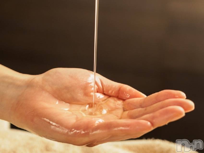 長岡デリヘル(ナガオカシソウゴウデリヘルカラー)の2020年12月4日お店速報「手コキでお安くサクッと！ゆっくりご希望はアロマエステコーーーース！」