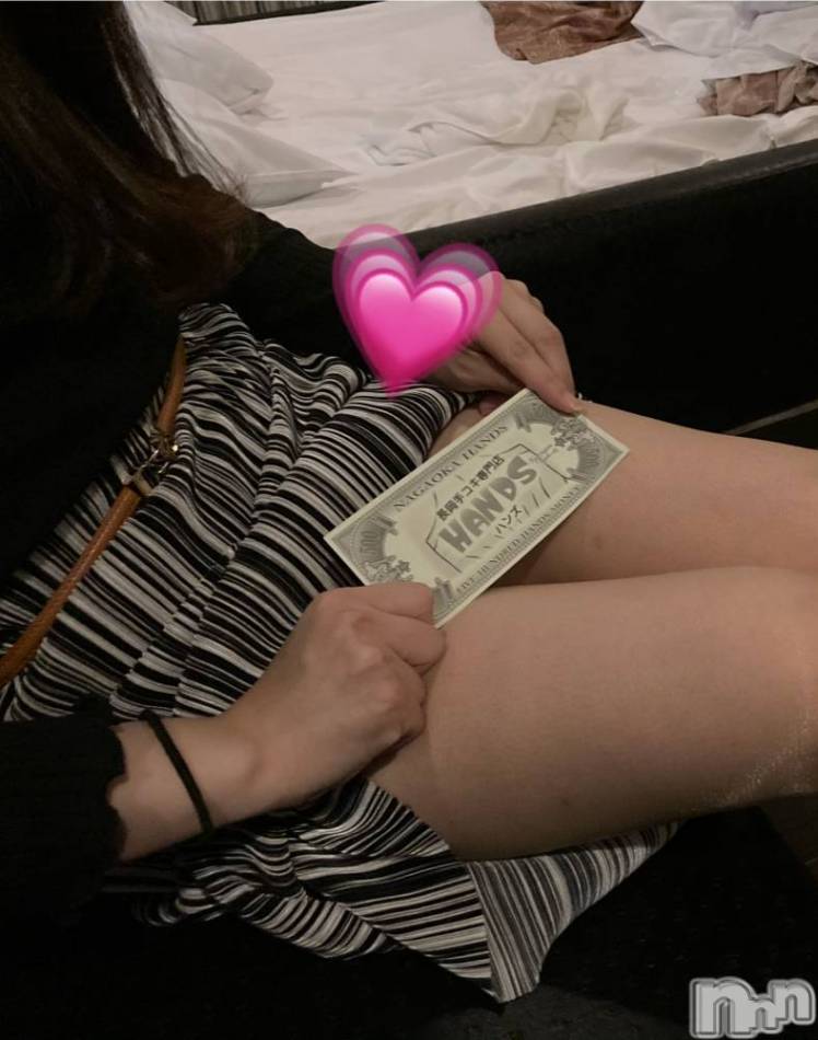 長岡デリヘル(ナガオカシソウゴウデリヘルカラー)の2021年6月1日お店速報「サクッと30分4500円～！可愛い子達の手の温もりでイっちゃって～」