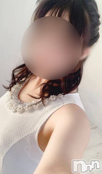 長岡デリヘル(ナガオカシソウゴウデリヘルカラー)の2021年9月5日お店速報「りさちゃん飛び込み出勤空き枠ございます」