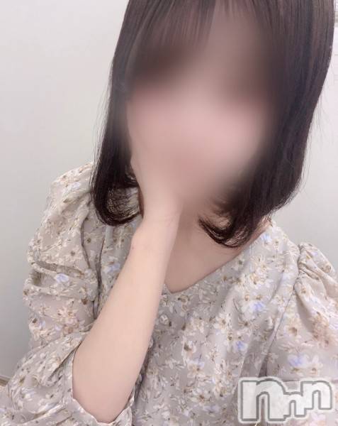 長岡デリヘル(ナガオカシソウゴウデリヘルカラー)の2022年3月25日お店速報「本日新人ちゃん出勤💖空き枠御座います✨」