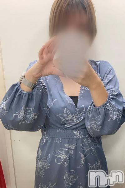 長岡デリヘル(ナガオカシソウゴウデリヘルカラー)の2022年10月14日お店速報「本日20時～新人初出勤！本日総勢7名！」