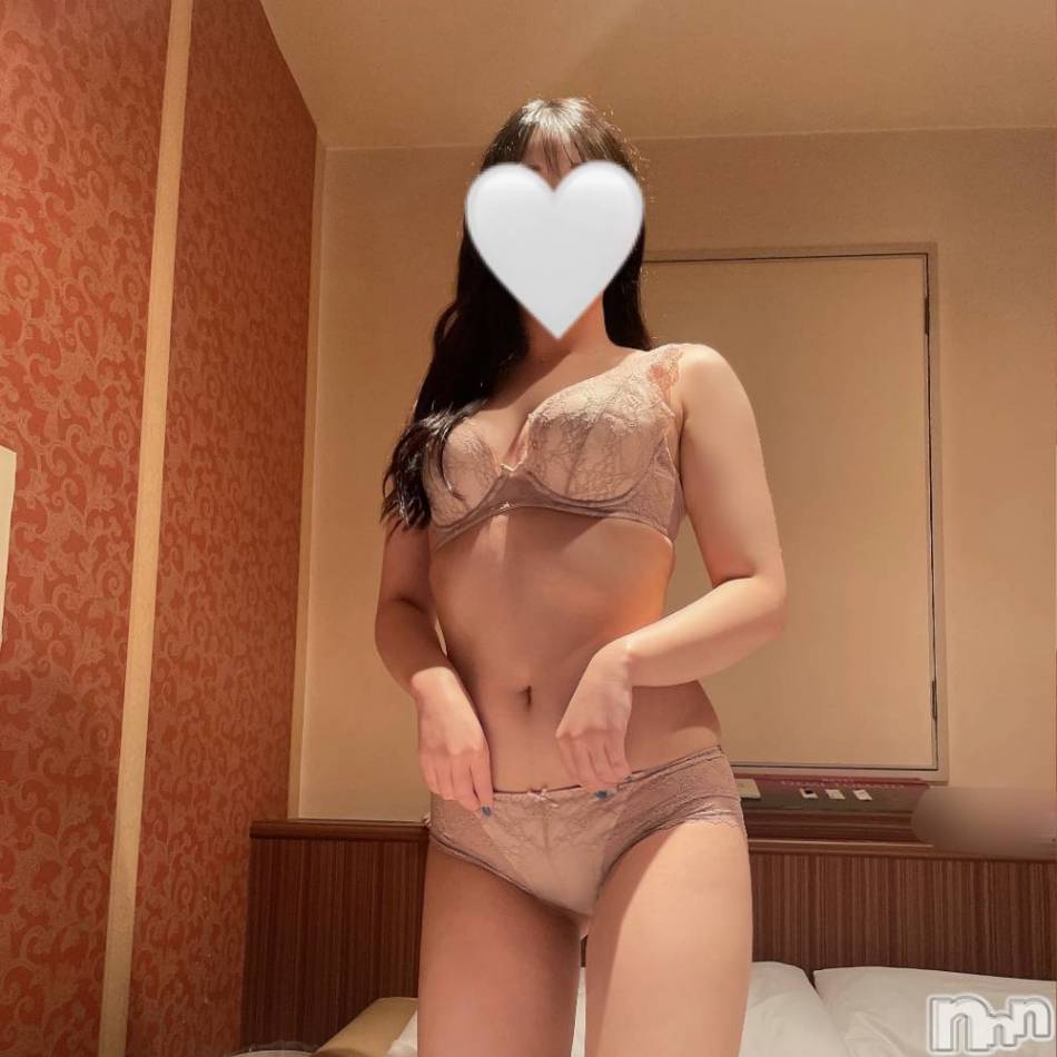 長岡デリヘル(ナガオカシソウゴウデリヘルカラー)の2023年3月10日お店速報「エロさで疲れを浄化トップ画はしおりちゃん16時半迄空き有」