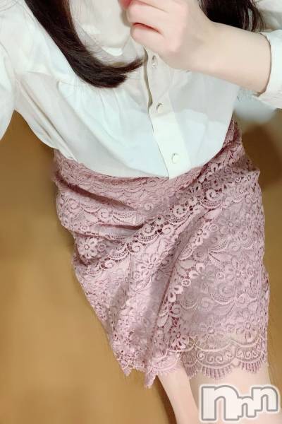 長岡デリヘル(ナガオカシソウゴウデリヘルカラー)の2023年5月1日お店速報「新人ほのかちゃん初出勤！～25時！まだまだご予約可能！」