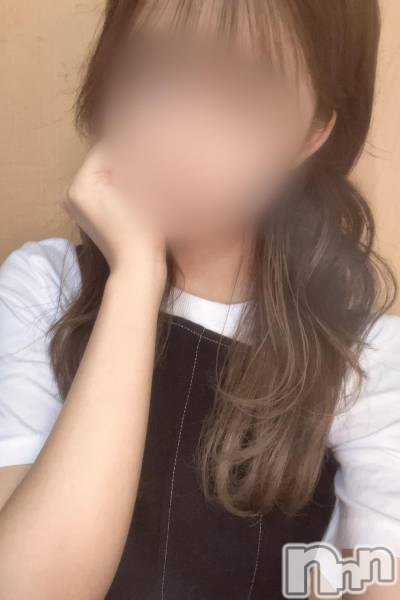 長岡デリヘル(ナガオカシソウゴウデリヘルカラー)の2023年8月30日お店速報「💕出勤2日目ななせちゃん出勤中💕」
