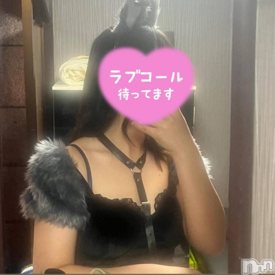 長岡デリヘル(ナガオカシソウゴウデリヘルカラー)の2024年10月2日お店速報「まだまだ暑い日が続きますね💦涼しいお部屋でイチャイチャしてみませんか？」