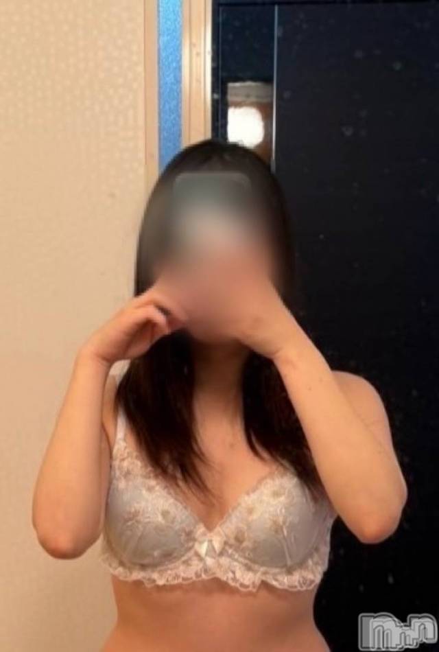 長岡デリヘル(ナガオカシソウゴウデリヘルカラー)の2025年1月13日お店速報「🔰新人つきちゃん🔰14時～出勤！指名がお得になるチャンス💕」