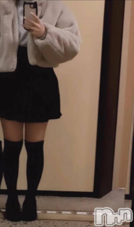 長岡デリヘル(ナガオカシソウゴウデリヘルカラー)の2025年3月30日お店速報「肌寒い…そんな日は女の子とイチャイチャして温まりませんか？」