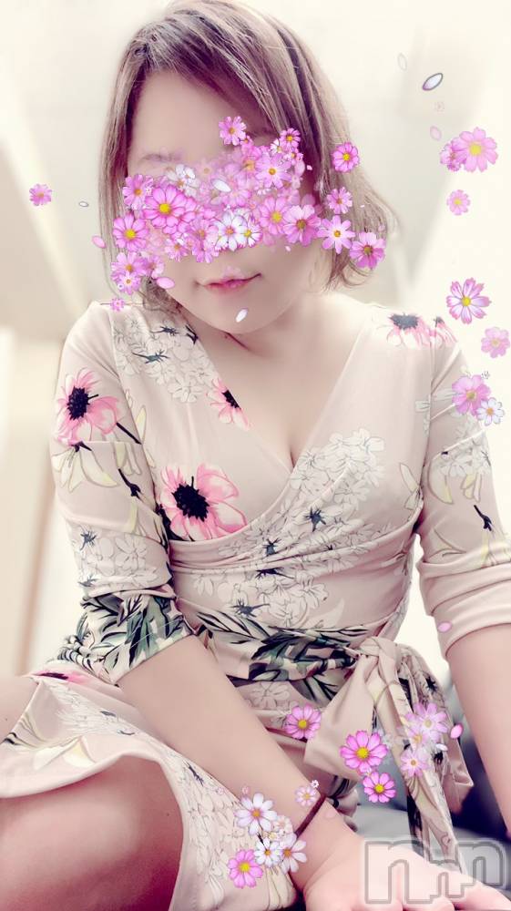 上越人妻デリヘルらぶ妻　～新潟の人妻が集う店～(ラブツマ) 永田ゆうこ★舌技に自信アリ♪(38)の4月12日写メブログ「がまんがまん。」