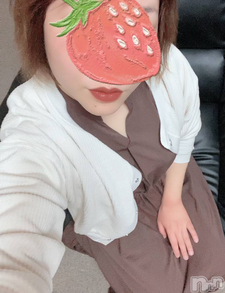 上越人妻デリヘルらぶ妻　～新潟の人妻が集う店～(ラブツマ) 永田ゆうこ★舌技に自信アリ♪(38)の2月14日写メブログ「ちゅっちゅだよ♡」