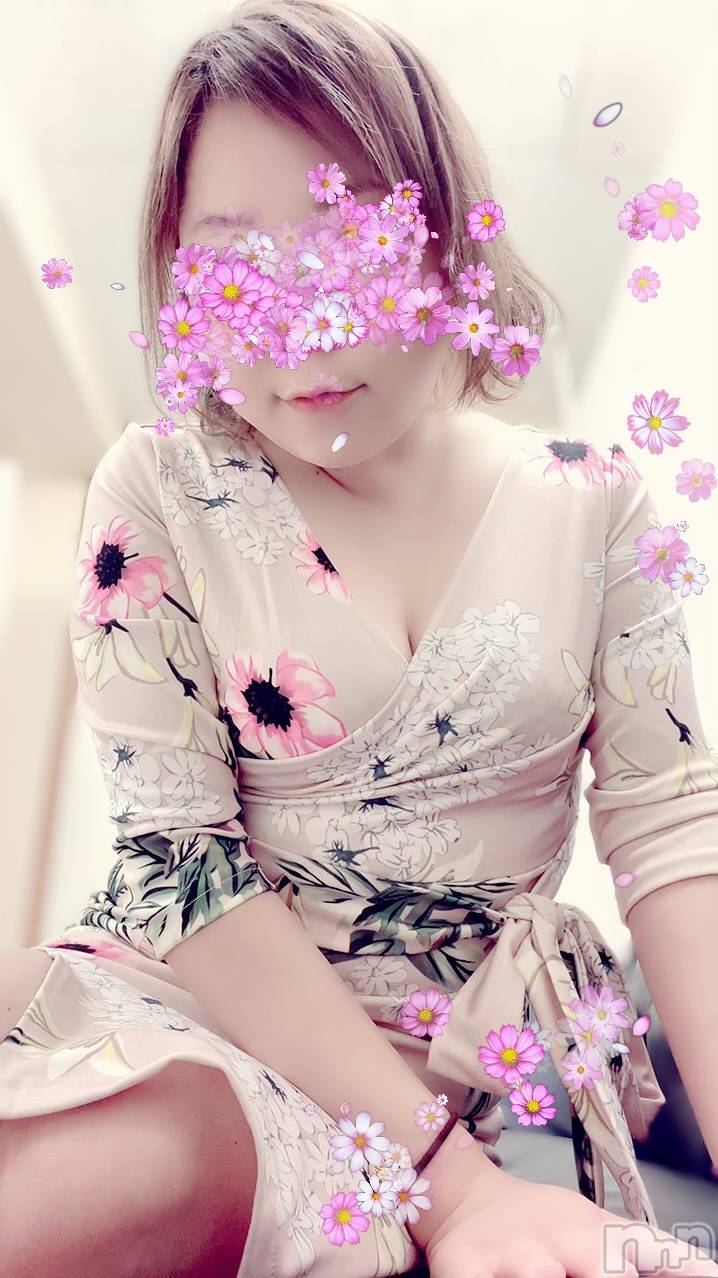 上越人妻デリヘルらぶ妻　～新潟の人妻が集う店～(ラブツマ)永田ゆうこ★舌技に自信アリ♪(38)の2020年4月12日写メブログ「がまんがまん。」