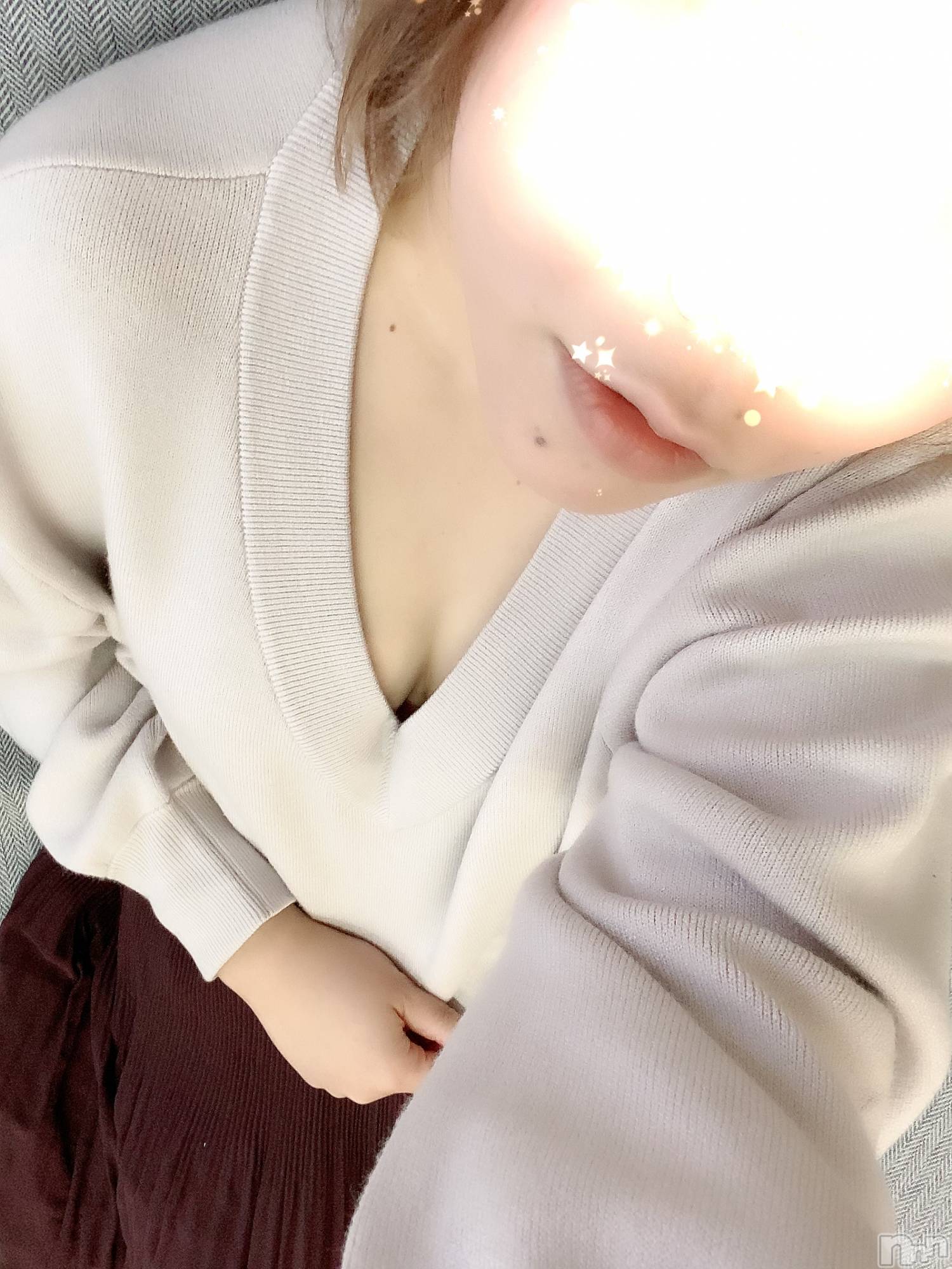 上越人妻デリヘルらぶ妻　～新潟の人妻が集う店～(ラブツマ)永田ゆうこ★舌技に自信アリ♪(38)の2020年10月24日写メブログ「事務所ついたんぬ。」