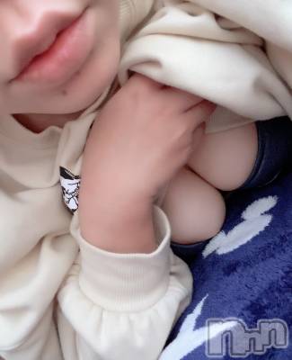 上越デリヘル らぶ妻　～新潟の人妻が集う店～(ラブツマ) 永田ゆうこ★舌技に自信アリ♪(38)の4月19日写メブログ「扁桃腺が爆発しました。」