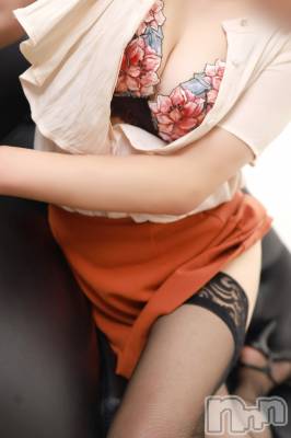 永田ゆうこ★ご奉仕(38) 身長163cm、スリーサイズB93(D).W66.H90。上越人妻デリヘル らぶ妻　～新潟の人妻が集う店～(ラブツマ)在籍。