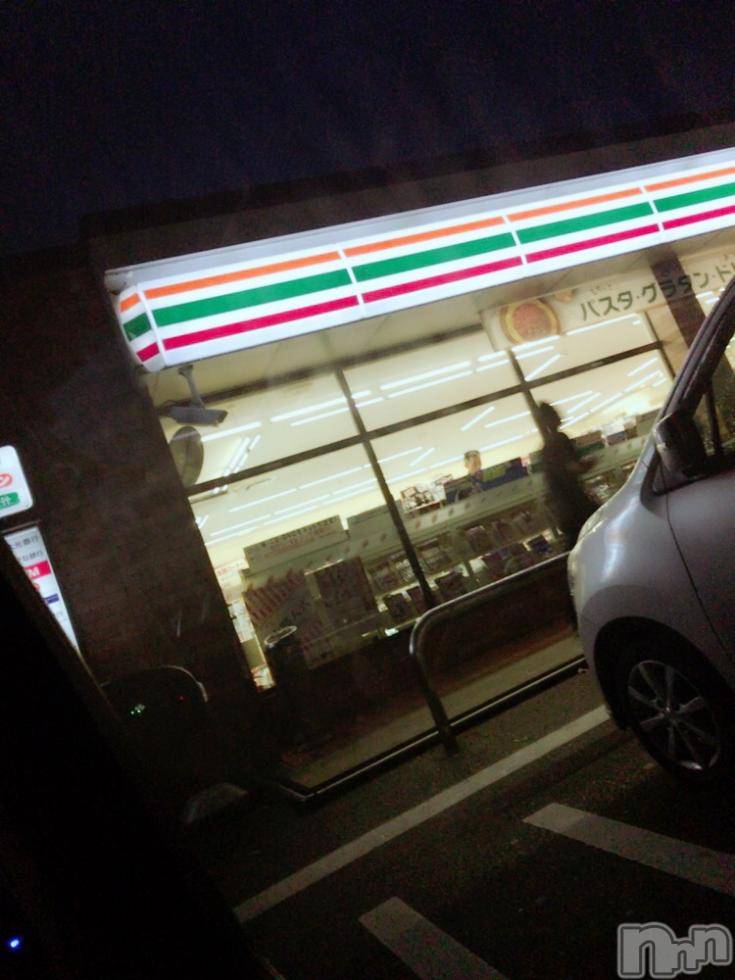 長岡デリヘル純・無垢(ジュンムク) 【新人】つむぎ(20)の10月3日写メブログ「待機中…」