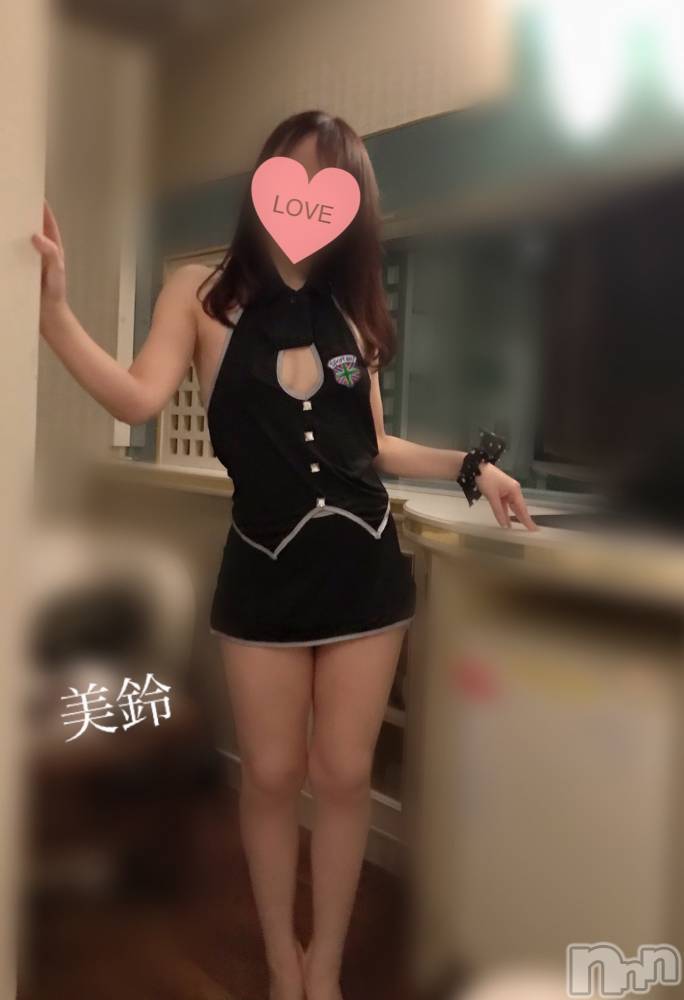 新潟人妻デリヘル人妻楼　新潟店(ヒトヅマロウ　ニイガタテン) 美鈴(37)の11月29日写メブログ「エロとこたつとみかん♬︎」