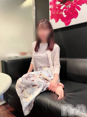 新潟人妻デリヘル 人妻楼　新潟店(ヒトヅマロウ　ニイガタテン) 美鈴(37)の6月18日写メブログ「お誘い待ってます♡」
