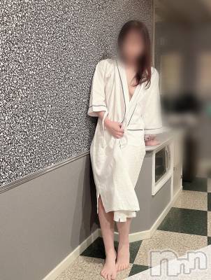 新潟人妻デリヘル 人妻楼　新潟店(ヒトヅマロウ　ニイガタテン) 美鈴(37)の5月21日写メブログ「愛を感じる瞬間」