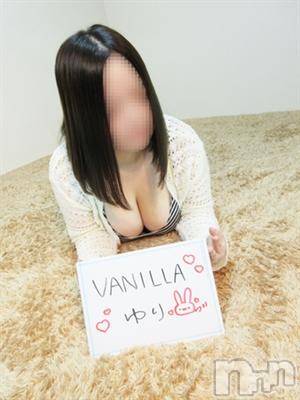 ゆり(20) 身長156cm、スリーサイズB118(G以上).W61.H86。松本発デリヘル VANILLA(バニラ)在籍。