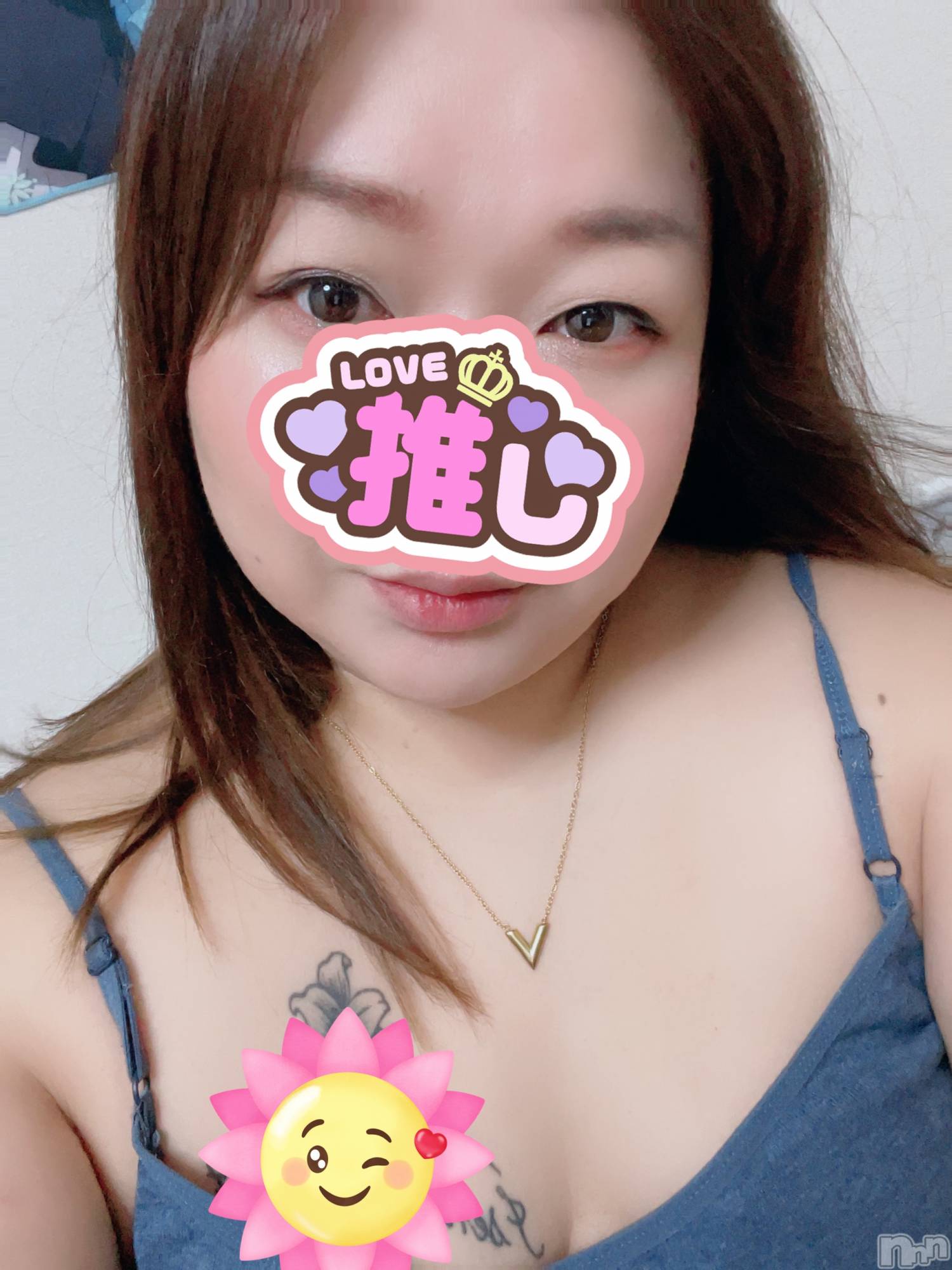 上越デリヘル上越最安値！奥様Deli急便(ジョウエツサイヤスネ！オクサマデリキュウビン)限定レア出勤 はるか(42)の2026年8月5日写メブログ「ハッピー」