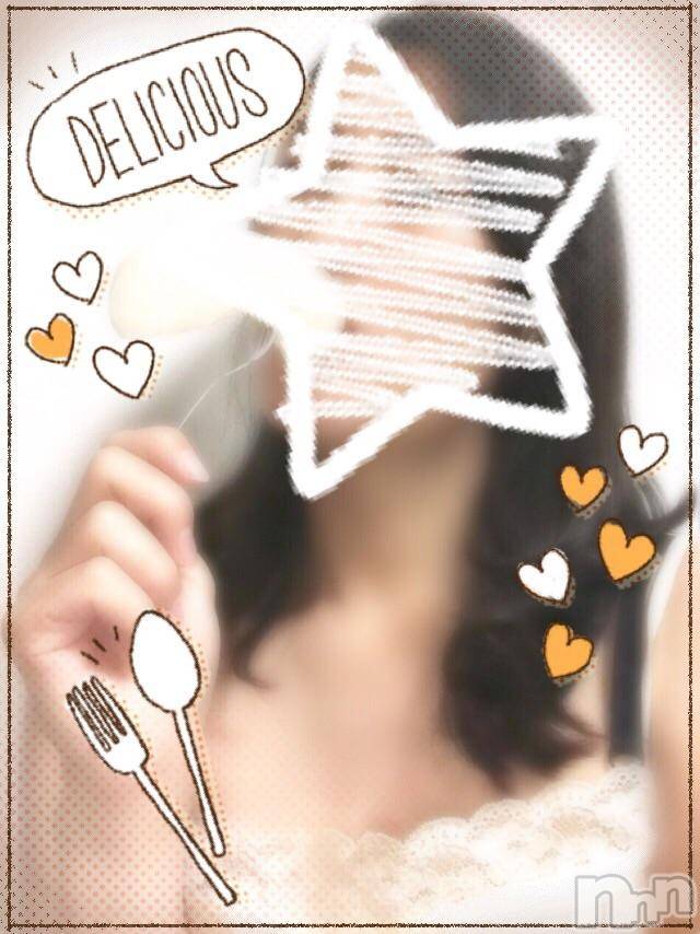 新潟人妻デリヘル人妻楼　新潟店(ヒトヅマロウ　ニイガタテン) 糸井(35)の10月25日写メブログ「食欲の秋?読書の秋?」