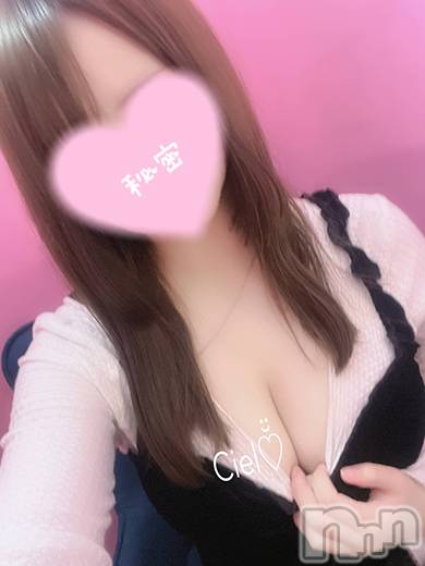 長岡デリヘル(ミミ)の2024年2月2日お店速報「華金もMimiのイチオシ美女と至福のひと時をお約束！！！」