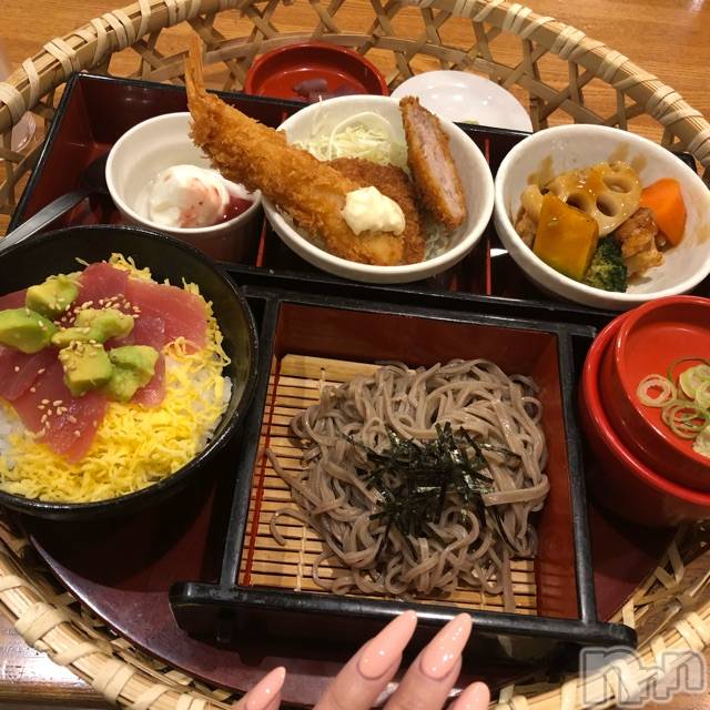 長岡デリヘルMimi(ミミ) チョコ【SPアドバイザー】(24)の4月19日写メブログ「＊桜を諦めてランチ(*' ')*, ,)＊」