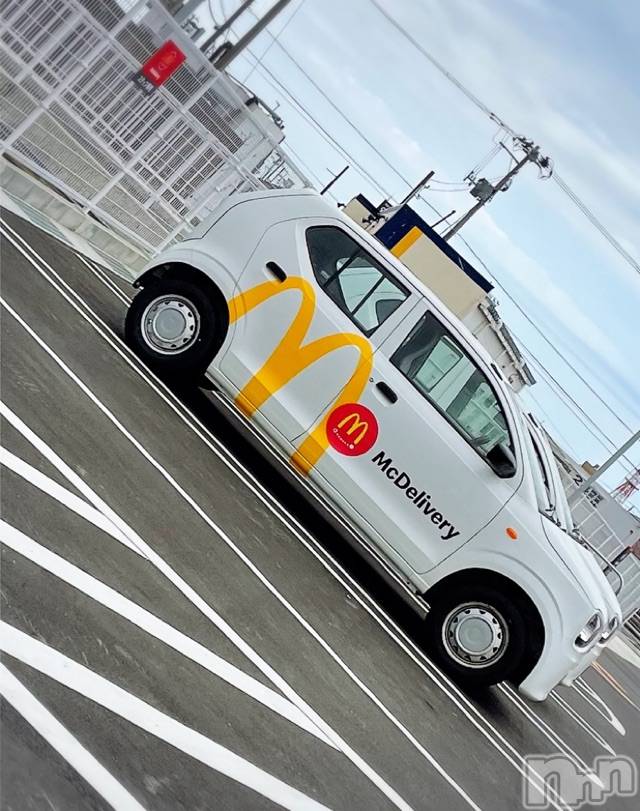 長岡デリヘルMimi(ミミ) チョコ【SPアドバイザー】(24)の4月9日写メブログ「『日本最大級のマクドナルド😂✌🏾』」