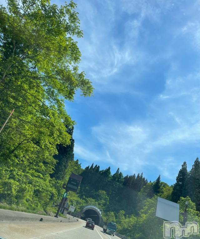 長岡デリヘルMimi(ミミ)チョコ【SPアドバイザー】(24)の2021年6月1日写メブログ「ぶーーーーーーーん」