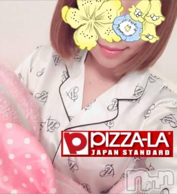 長岡デリヘル Mimi(ミミ) チョコ【SPアドバイザー】(24)の11月17日写メブログ「＊PIZZA-LA(ฅ•ﻌ•ฅ))…⸜❤︎⸝＊」