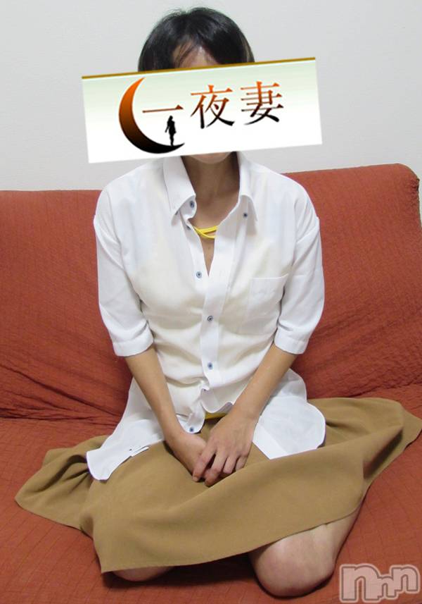 新潟人妻デリヘル(イチヤヅマ)の2020年8月9日お店速報「【体験せな奥様15時初出勤！】清楚な人妻とリーズナブルに夢の時間を。」