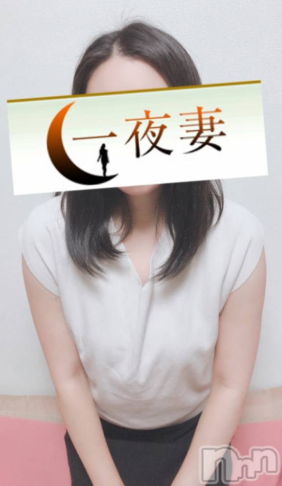 新潟人妻デリヘル(イチヤヅマ)の2021年10月29日お店速報「【体験2名出勤】すずかさん・しゅうかさん出勤！！予約受付中！！」