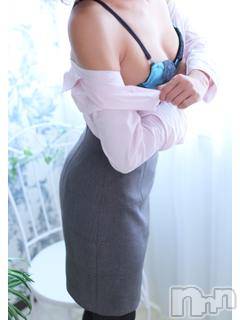 新潟人妻デリヘル(イチヤヅマ)の2021年12月2日お店速報「60分10000円からご案内可能！清楚な人妻とリーズナブルに夢の時間を。」