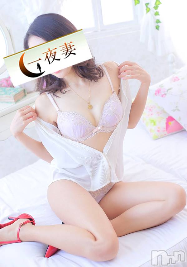 新潟人妻デリヘル(イチヤヅマ)の2022年8月12日お店速報「綺麗な人妻と禁断の時間 最強の美熟女がココに集結 自信があります！」