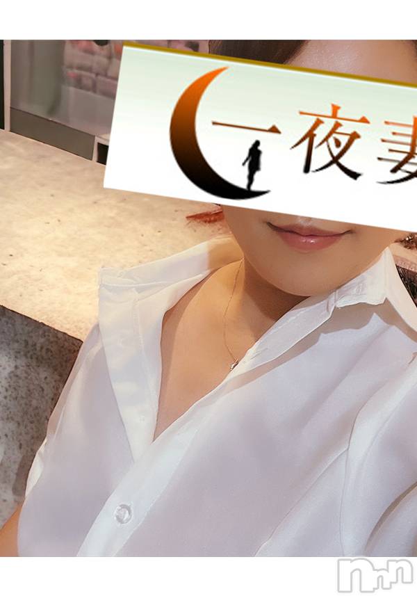 新潟人妻デリヘル(イチヤヅマ)の2023年12月17日お店速報「まだまだ予約可能💕バイブ・ローター無料💕一期一会を楽しんでください！」