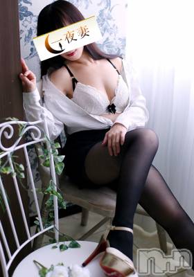 みみ/業界未経験(38) 身長152cm、スリーサイズB84(D).W60.H86。新潟人妻デリヘル 一夜妻(イチヤヅマ)在籍。