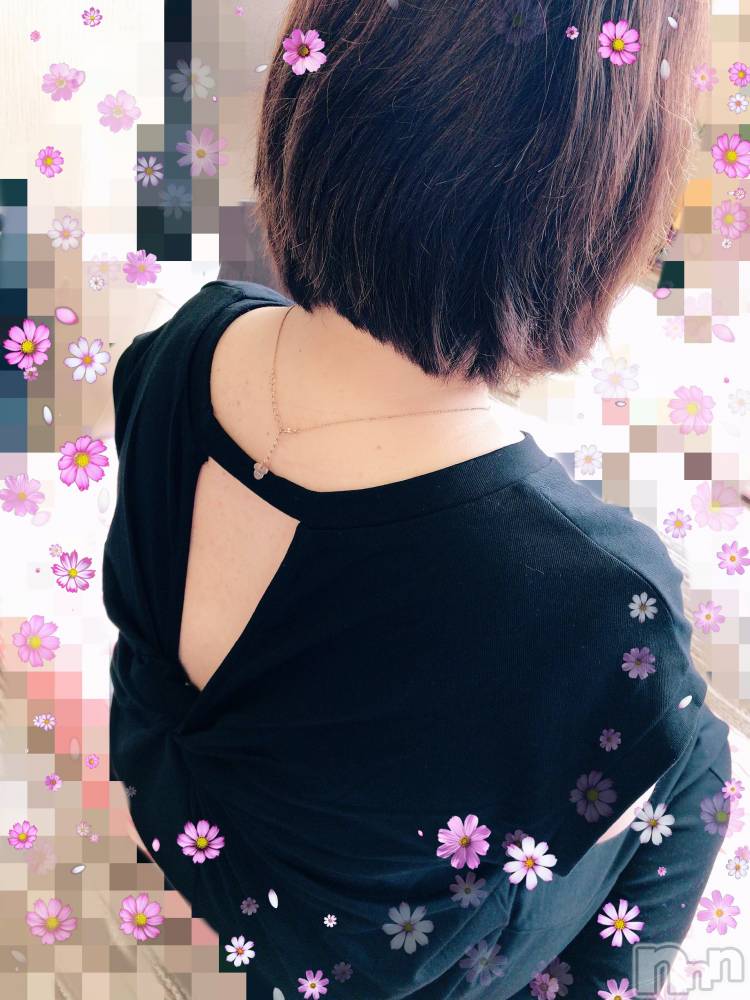 上越人妻デリヘルらぶ妻　～新潟の人妻が集う店～(ラブツマ) 小松えり★パイパン潮吹き(45)の6月30日写メブログ「おはようございます」