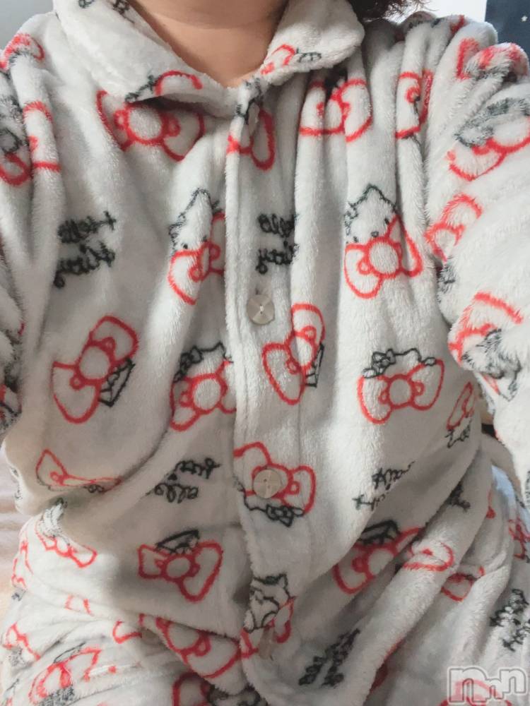 上越デリヘルらぶ妻　～新潟の人妻が集う店～(ラブツマ) 小松えり★パイパン潮吹き(45)の12月6日写メブログ「パジャマ姿です」