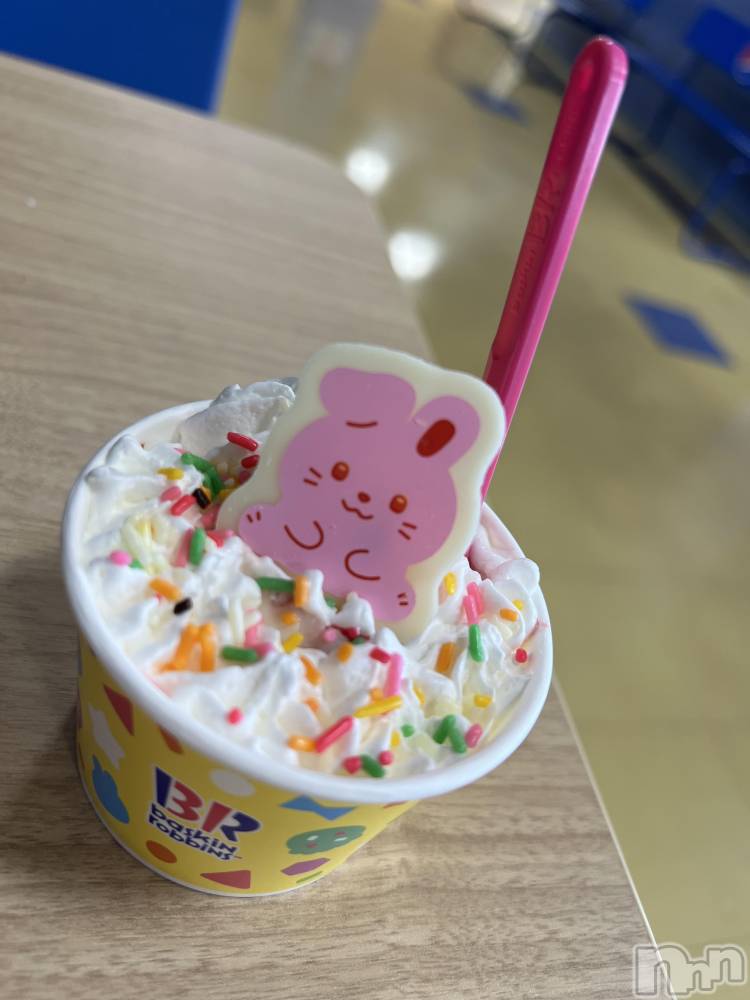 上越人妻デリヘルらぶ妻　～新潟の人妻が集う店～(ラブツマ) 小松えり★パイパン潮吹き(45)の5月31日写メブログ「甘いもの」