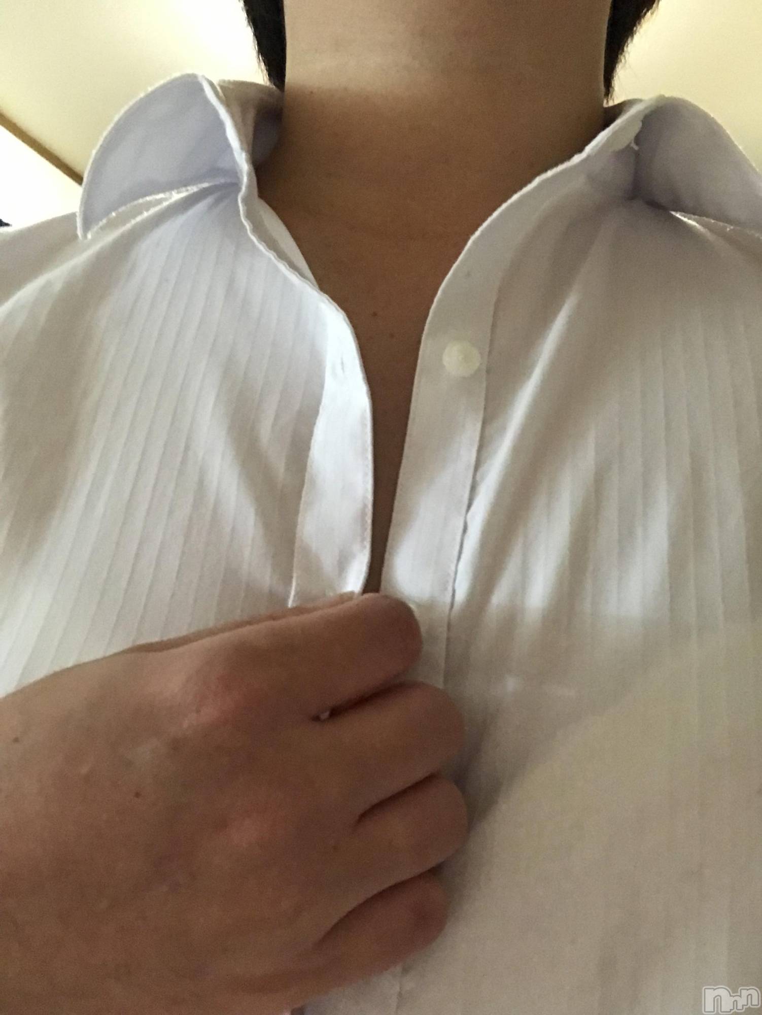 上越人妻デリヘルらぶ妻　～新潟の人妻が集う店～(ラブツマ)小松えり★パイパン潮吹き(45)の2019年10月6日写メブログ「明日行くよ」