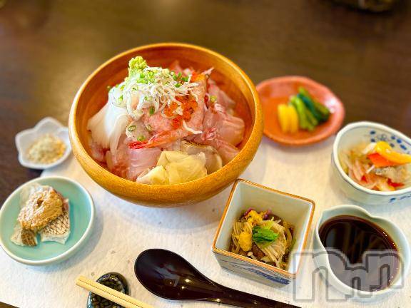 長岡デリヘルBIANCA～主人の知らない私～長岡店(ビアンカナガオカテン) 横山　リナ(35)の4月28日写メブログ「海鮮が好き♡」