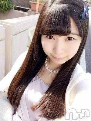 AV嬢若菜みおり(19) 身長155cm、スリーサイズB90(G以上).W59.H85。長岡デリヘル 純・無垢(ジュンムク)在籍。