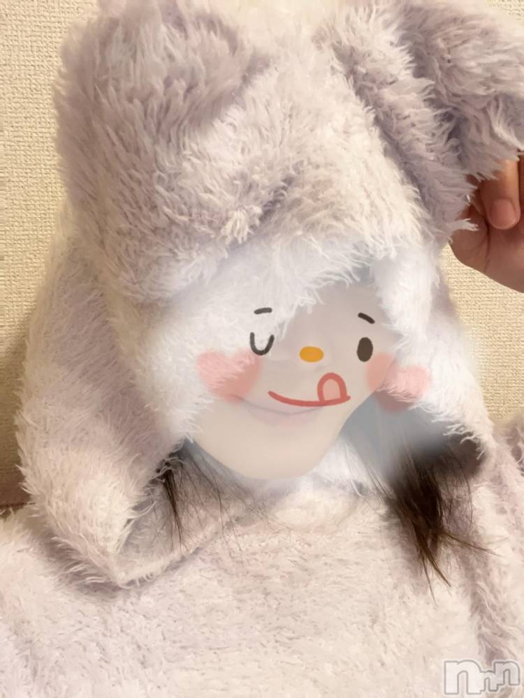 新潟ソープ不夜城(フヤジョウ) 友美(33)の11月10日写メブログ「出勤してます♡」