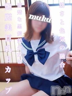 みわ(20) 身長160cm、スリーサイズB88(E).W57.H85。長岡デリヘル 純・無垢在籍。