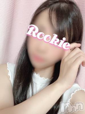 新人☆みどり(24) 身長154cm、スリーサイズB82(B).W56.H82。 ROOKIE在籍。