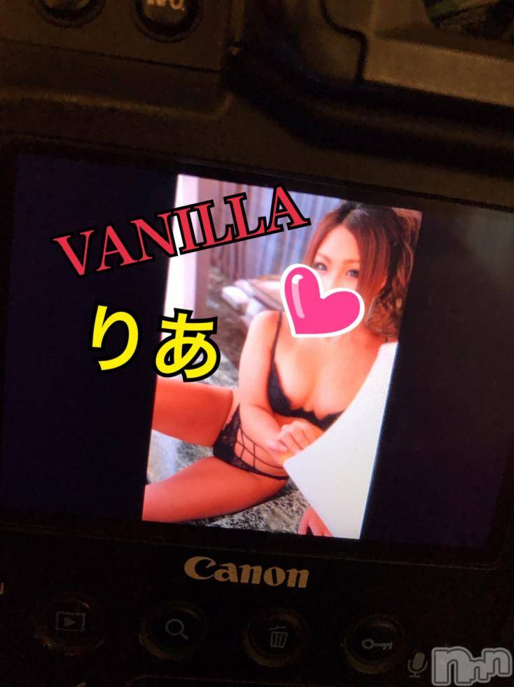 松本発デリヘルVANILLA(バニラ) りあ(23)の10月29日写メブログ「名古屋の撮影♡」