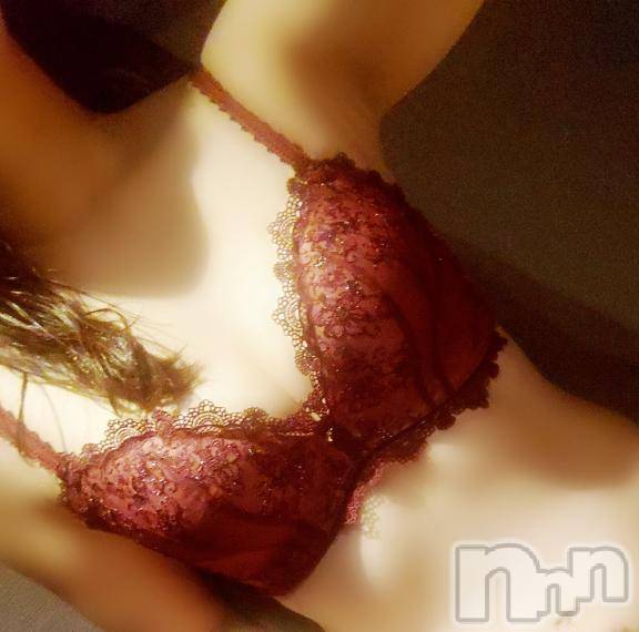 新潟人妻デリヘル人妻不倫処　桃屋　新潟店(ヒトヅマフリンドコロモモヤ)みほ・快楽☆乱舞(39)の2025年7月19日写メブログ「それってつまり青姦です」