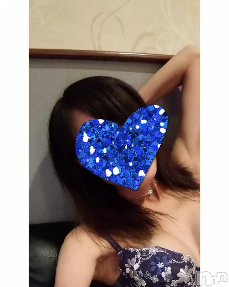 長岡デリヘル人妻楼　長岡店(ヒトヅマロウ　ナガオカテン) めぐみ(38)の12月4日写メブログ「ラストの枠、空いてます♥️」